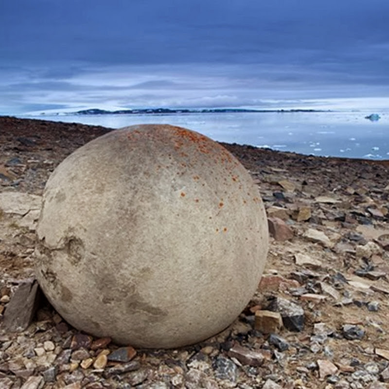 Загадочные шары острова Чампа