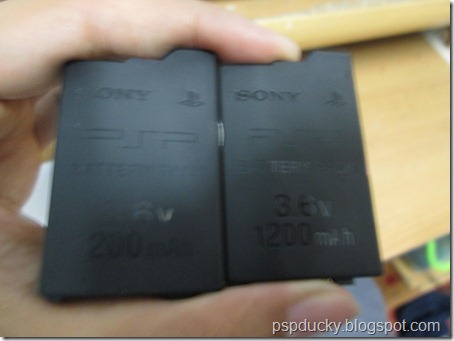 มือใหม่ใช้ PSP ตอนที่ 4 ข้อแตกต่างของแบตเตอรี่ PSP 3000 แท้และเทียบ (ลองของ)