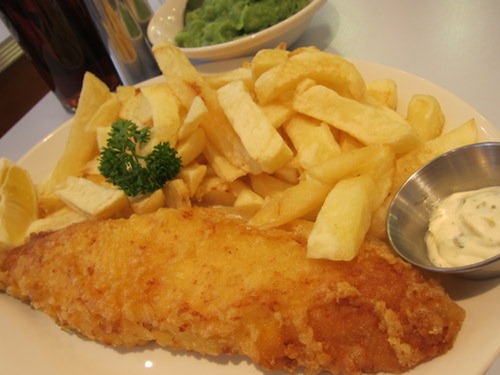 Regular Cod & Chips w Mushy Peas Regular Cod & Chips w Mushy Peas