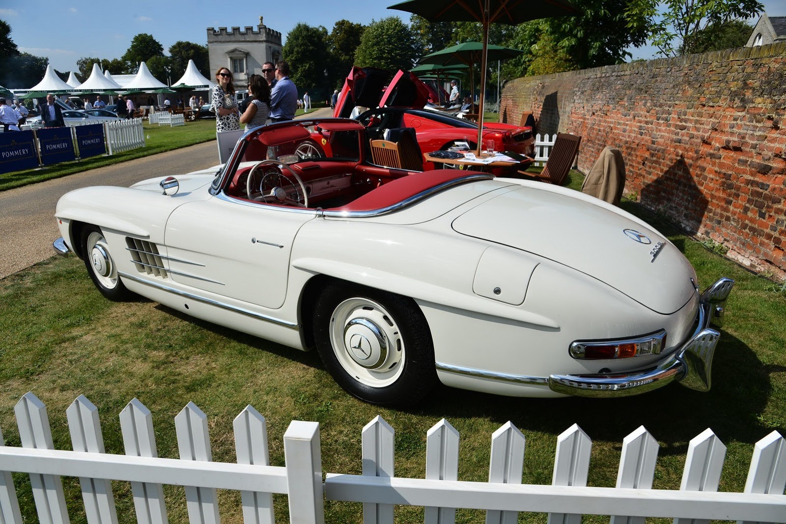 [Salon-Prive-2013-133%255B2%255D.jpg]