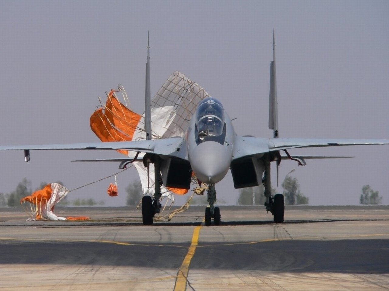 [Sukhoi-Su-30-MKI-Indian-Air-Force-IA%255B85%255D.jpg]