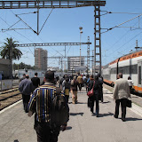 Nous navons quune demi-journée au Maroc, entre deux avions, mais plutôt que de rester à laéroport, autant prendre un train pour visiter la ville