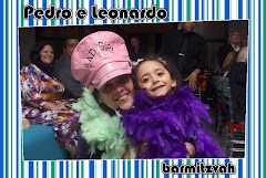Fotos do evento Pedro e Leonardo - 10.12.11. Foto numero 64 da Social Click Fotografia Digital, do Rio de Janeiro, RJ, que faz fotos divertidas, fotos malucas, fotos com fantasias, fotos na hora, fotografia maluca, fotografia divertida com molduras personalizadas. fotos divertidas malucas foto maluca animadas animado rj rio de janeiro divertida fantasia animada fotografos noivos