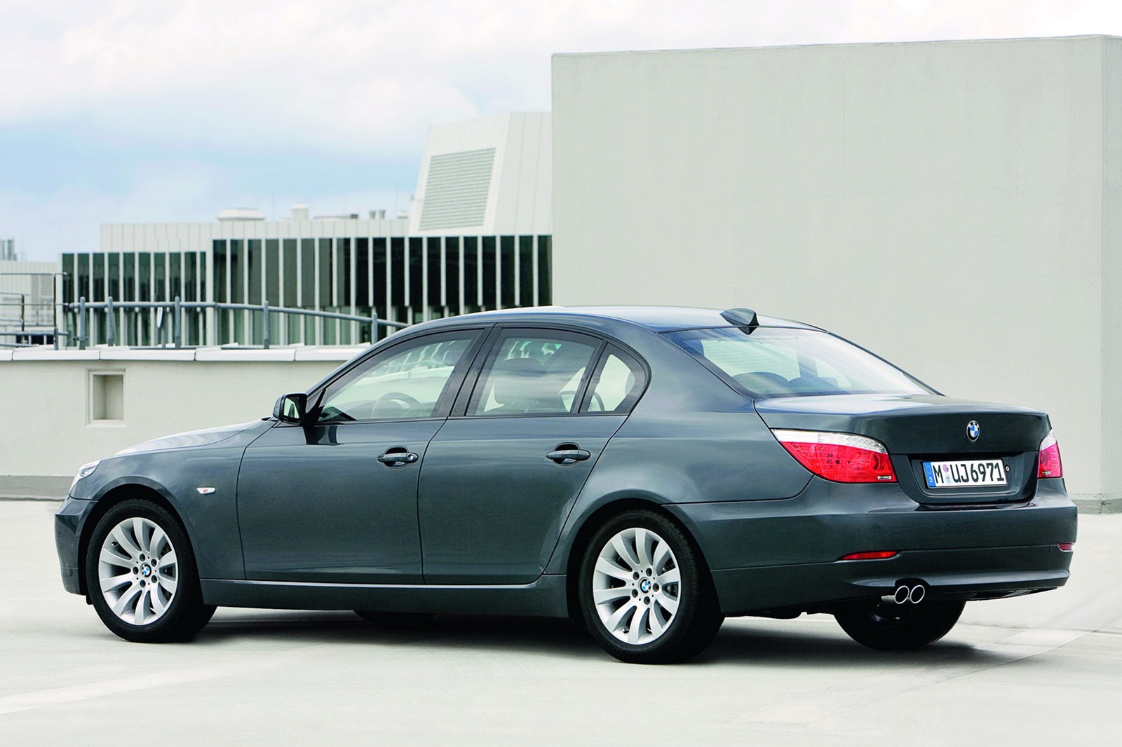 [BMW-5-6-Series-2%255B2%255D.jpg]