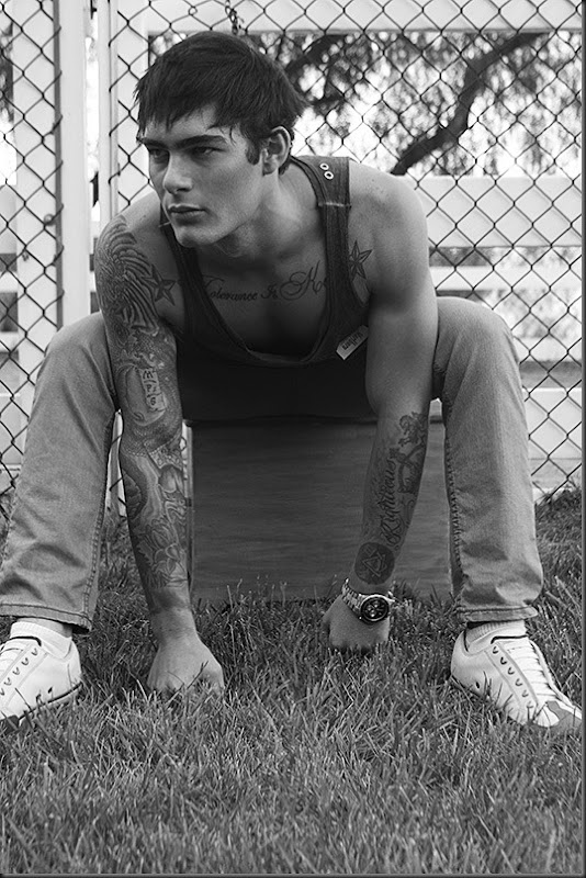 Max-Nicky-by-Jenn-Hoffman-MaleModelSceneNet-03