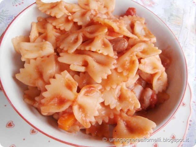 farfalle pasta fagioli borlotti seppie asparagi bianchi pomodoro