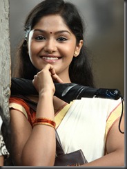 malayalam new film ordinary _actress pic1