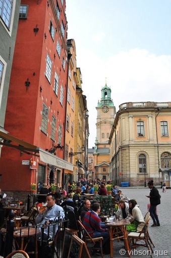 [223054_10150172644239570_510889569_6.jpg]