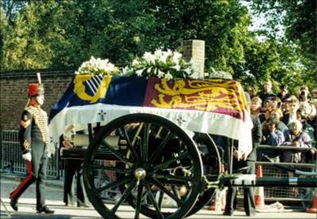 El cortejo funebro de Diana de gales