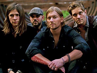 [NEEDTOBREATHE_320%255B4%255D.jpg]