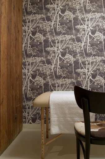 Check out the wall paper!