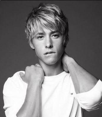 cool mens hairstyles from Mitch Hewer hairstyle cool mens hairstyles from Mitch Hewer hairstyle