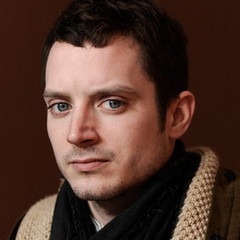 Elijah Wood bakija Elijah Wood bakija