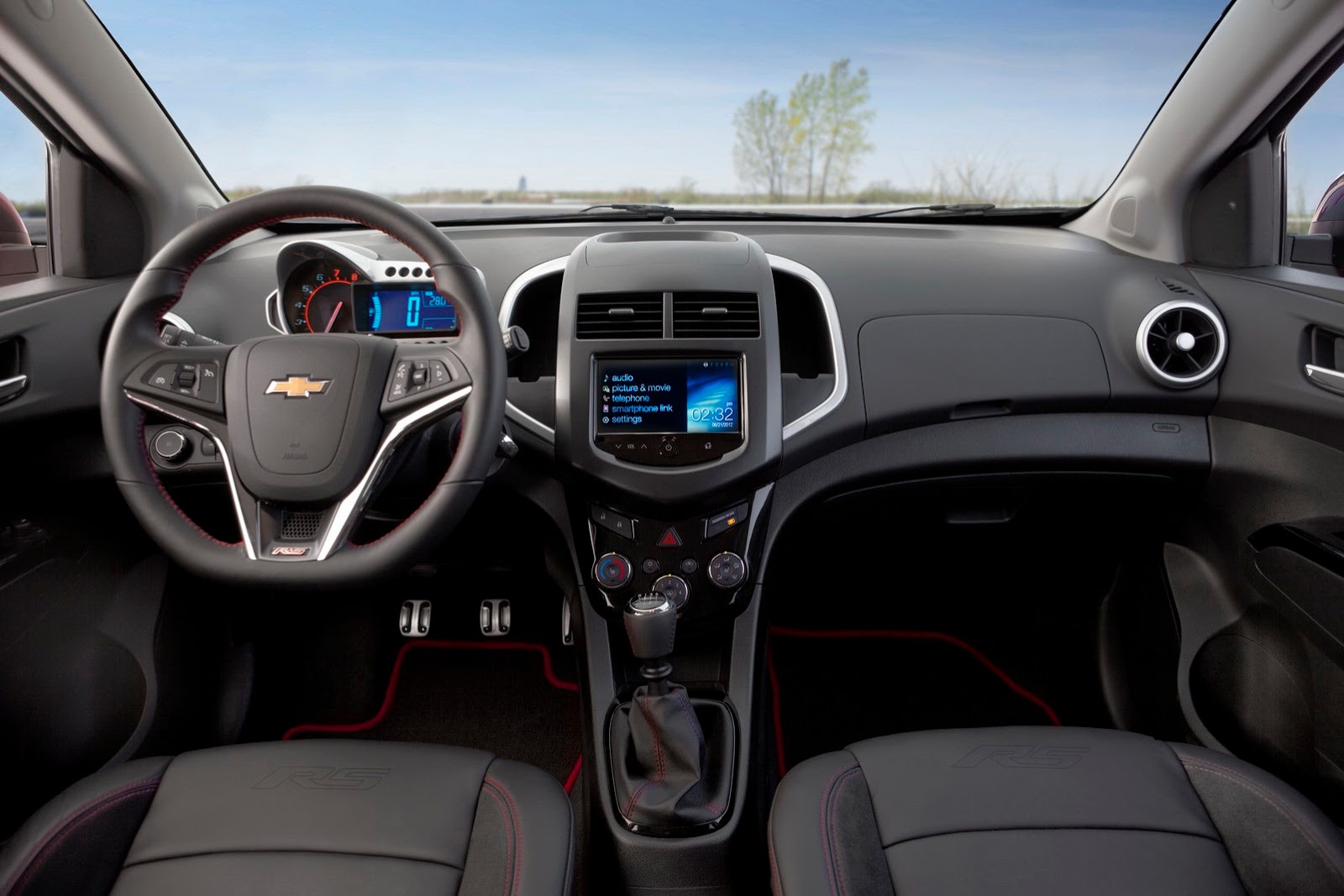 [2014-Chevrolet-SonicRS-004%255B2%255D.jpg]
