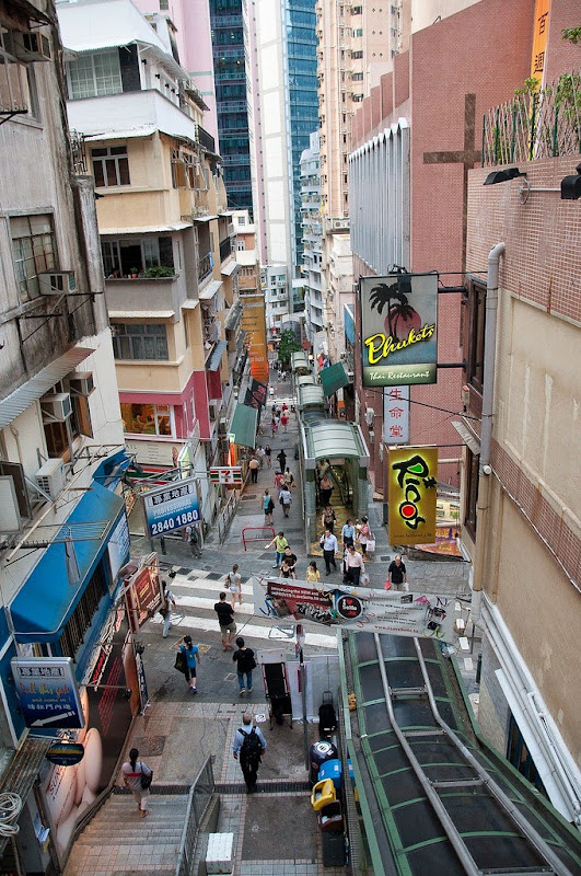 central-mid-levels-escalator-9%255B3%255D.jpg