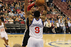 Iggy with Richard Jefferson on Him
