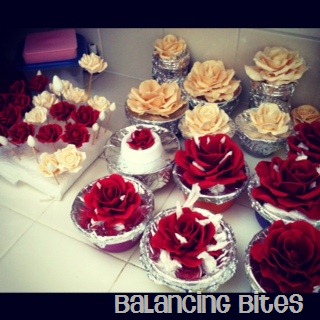 [Gum%2520paste%2520roses%255B3%255D.jpg]
