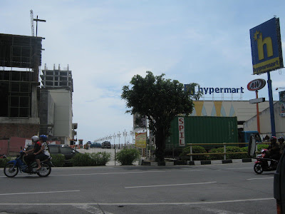 Entrance Building, per 07 Desember 2009