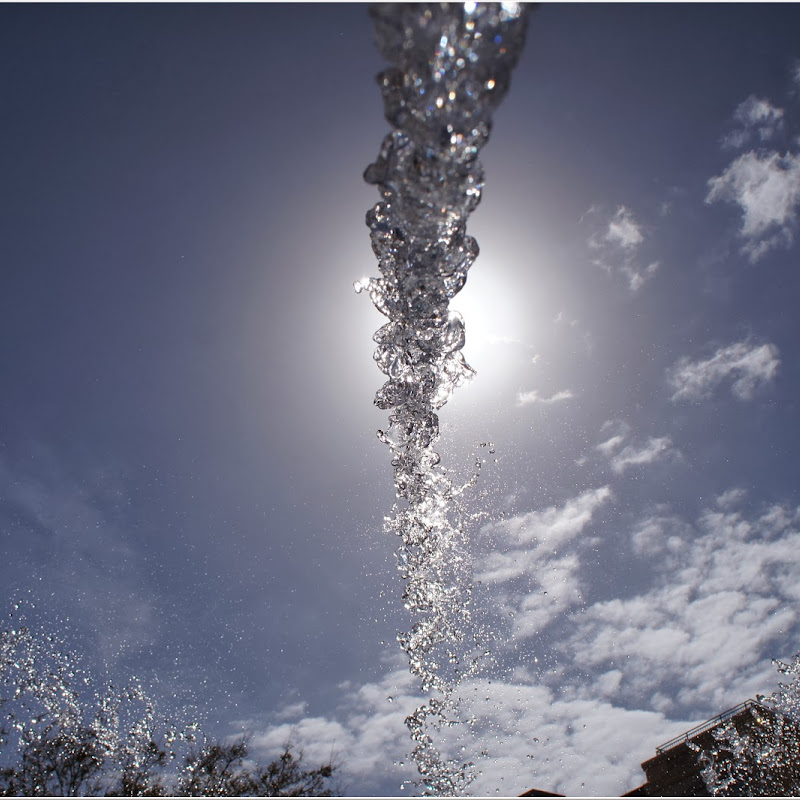 Water fountain! Its summer!