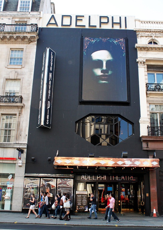 [UK%2520Day%2520One%2520Adelphi%2520Theater%2520-%2520Love%2520Never%2520Dies%255B5%255D.jpg]