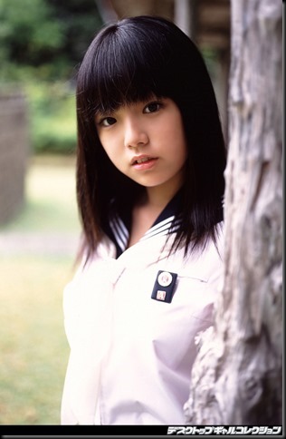 ai-shinozaki-cute-japanese-girl-school-girl-cosplay-lolita-young-girl-japanese-gravure-idol-pictures-003