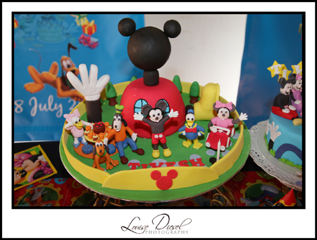 Mickey Mouse Birthday Cake on Minnie Mouse Complete Party Package Printable Shopkaboodle   Birthday