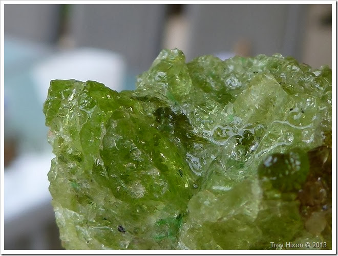 another close up of a peridot crystal