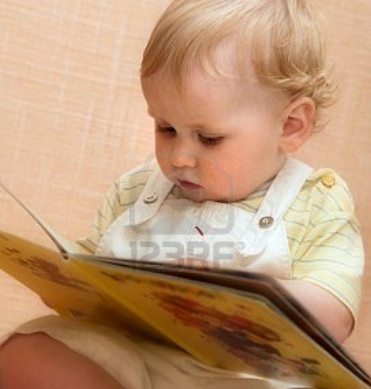 4981199-kid-reads-book