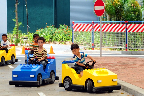 Driving School (2) Driving School (2)