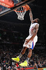 wearing brons nba lebron10 volt eric bledsoe 04 Wearing Brons: Eric Bledsoe Takes Flight in Volt LeBron Xs
