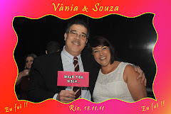 Fotos do evento Vânia e Souza - 18.11.11. Foto numero 47 da Social Click Fotografia Digital, do Rio de Janeiro, RJ, que faz fotos divertidas, fotos malucas, fotos com fantasias, fotos na hora, fotografia maluca, fotografia divertida com molduras personalizadas. fotos divertidas malucas foto maluca animadas animado rj rio de janeiro divertida fantasia animada fotografia noiva fotógrafa retrato social fotografias para casamento noivos
