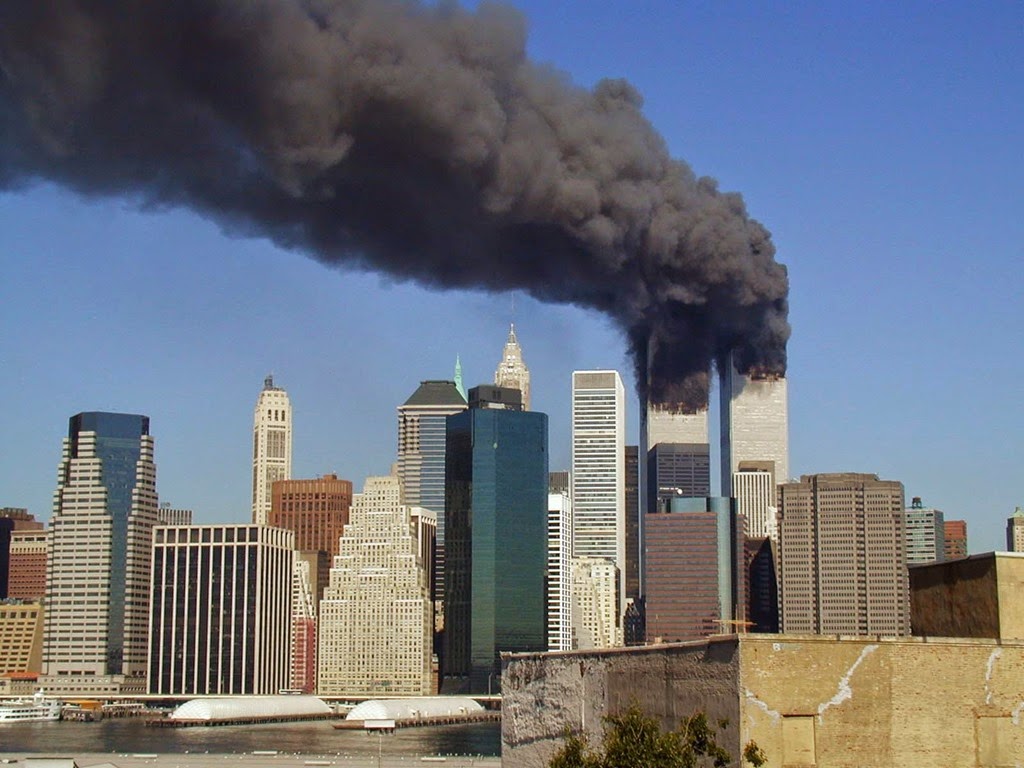 [WTC_smoking_on_9-11%255B1%255D.jpg]