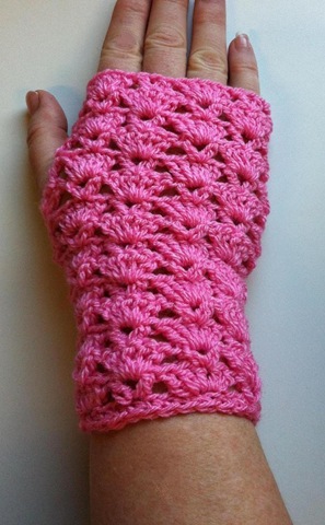[Pink%2520Gloves%255B4%255D.jpg]