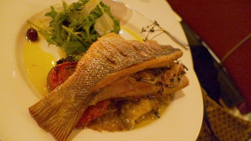 I had a delicious dish of local snapper that was cooked with lemon and herbs.