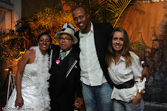 Fotos do evento Thatiany + Daniel. Foto numero 0153 do Studio Caldas, do Rio de Janeiro, RJ. Lincoln Caldas e equipe fazem fotos de casamento (fotografias de casamentos), fotos de making-of (making of de noiva), fotos em estudio (ensaios fotograficos), fotos de casal (ensaios fotograficos de e-session), fotos de familia, videos de casamento (filmagem de casamentos), videos de making-of e clipes de casamento. Fotojornalismo e videojornalismo no Rio de Janeiro, RJ. fotos casamento rio de janeiro fotografias casal rj foto eventos familia noiva ensaio fotografico videos galeria noivas fotografo evento casar retrato fotografía book fotográfico digital sites bolo