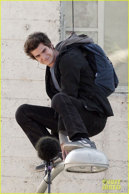 Andrew Garfield felkötve 02