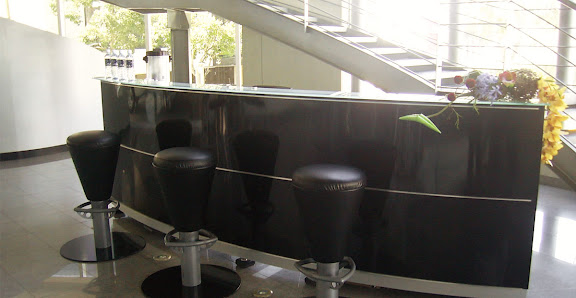 tlg-01-bar.jpg