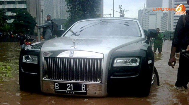 Rolls-Royce-Ghost-8 Rolls-Royce-Ghost-8