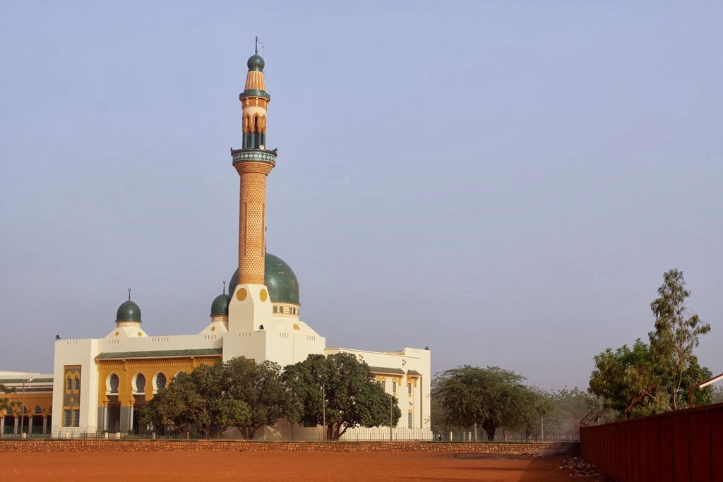 [mosque-1%255B2%255D.jpg]