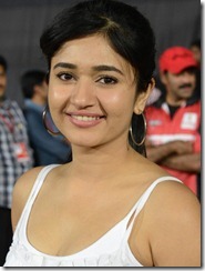 Actress Poonam Bajwa at Telugu Warriors Vs Veer Marathi Photos