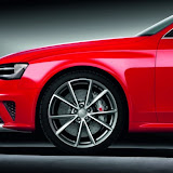 Audi_RS4_Avant_15.jpg