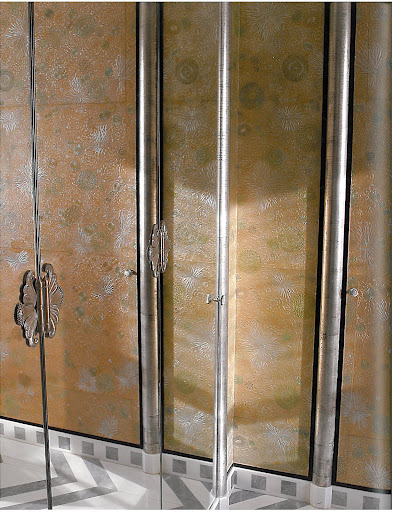 The elements of this photo are all going to find themselves in some form in my apartment. The graphic impact of the floor - I love the gray and white combo; the mirrored doors and the glam factor; the door hinges and knobs - reminiscent of the famous French designer Rateau; and the subtle all-over pattern of the gauffraged leather wall-covering. The elements of this photo are all going to find themselves in some form in my apartment. The graphic impact of the floor - I love the gray and white combo; the mirrored doors and the glam factor; the door hinges and knobs - reminiscent of the famous French designer Rateau; and the subtle all-over pattern of the gauffraged leather wall-covering.