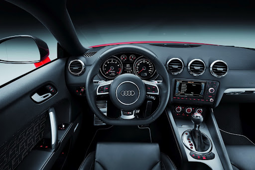 2013-Audi-TT-RS-Plus-13.jpg