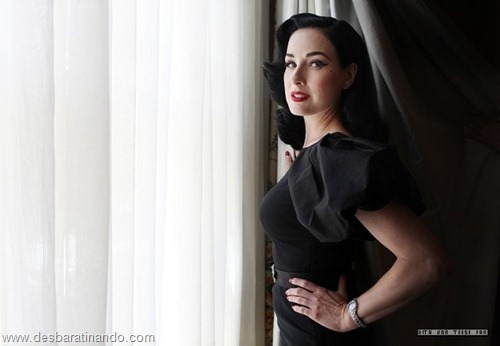 dita von teese linda sensual sexy sedutora desbaratinando (64)