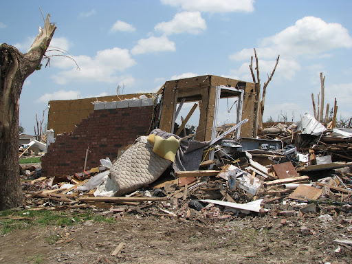 Remains of a State Farm Insurance office on 20th Street in Joplin. (Photo credit: Mike Smith)