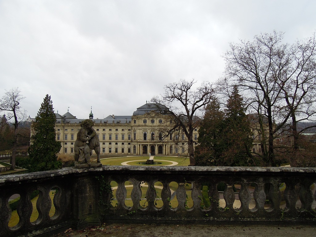 [DSCN03594.jpg]