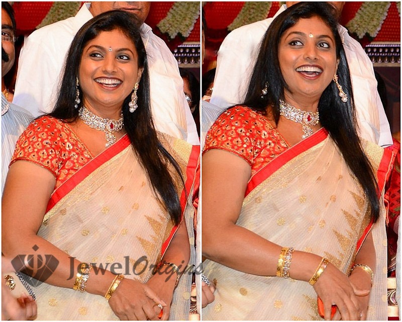 [Roja_Diamond_Necklace%255B4%255D.jpg]