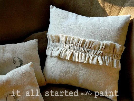 [drop%2520cloth%2520ruffled%2520pillow%2520final%255B15%255D.jpg]