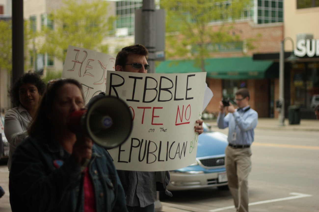 [Ribble-protest-May-9-12--8_153Ribble.jpg]