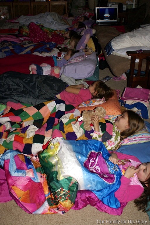 [sleepover%255B4%255D.jpg]